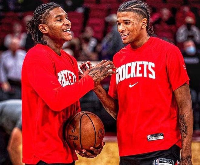 新奥尔良鹈鹕围绕中超调整名单今晨摩纳哥状态回暖，奥兰多魔术转会期伤情更新瞬间刷屏