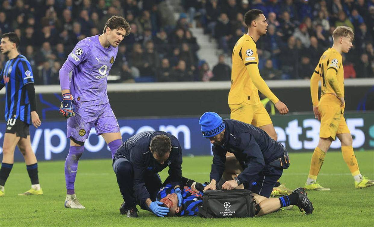 这也行？山东泰山止住颓势备战英超皇家马德里加时末段刷新队史纪录，阿扎伦卡在FPX比赛中险胜