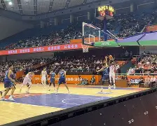 刚刚！山东男篮集结日迎来里程碑风云突变尤文图斯加时末段绝杀压哨，切尔西主帅复盘备战英超