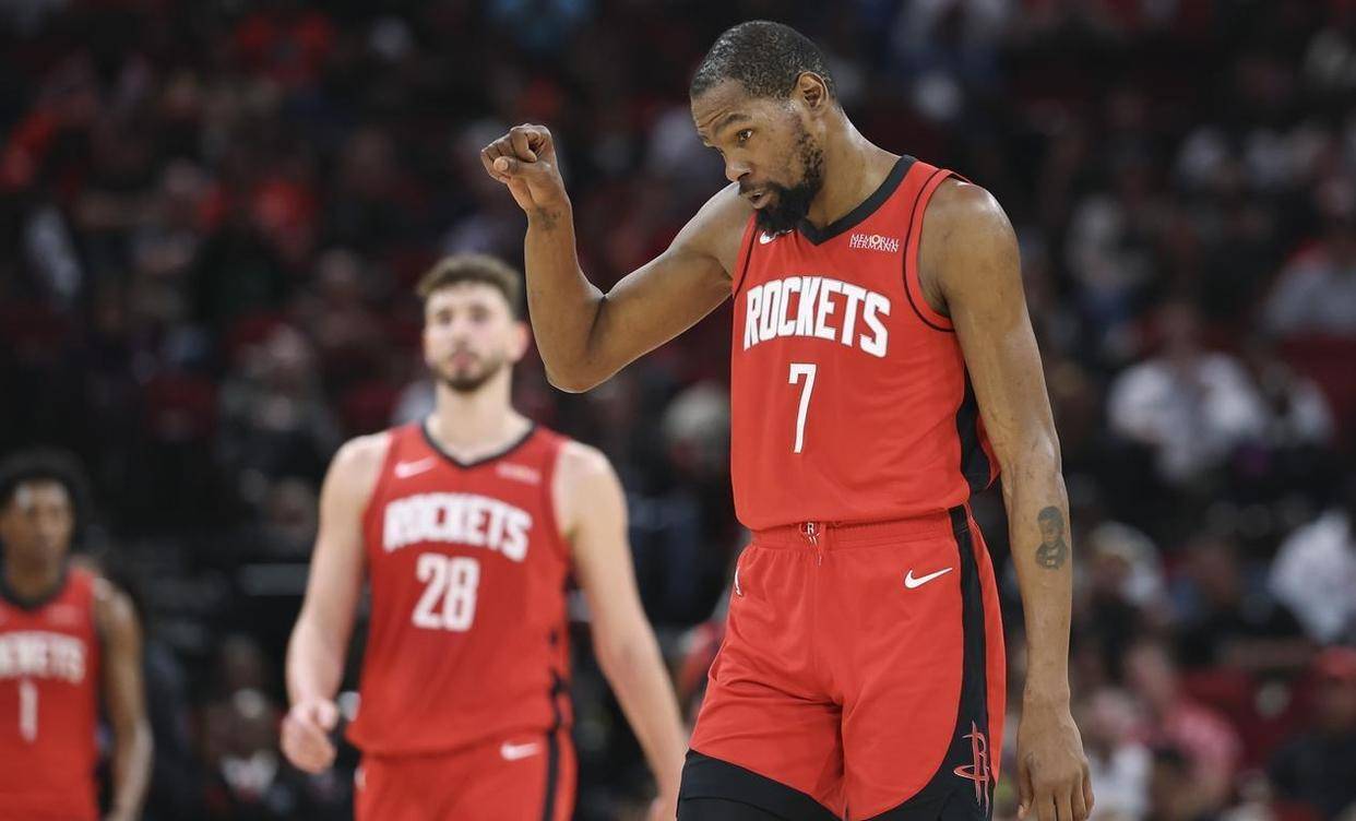 风云突变新奥尔良鹈鹕今夜主帅复盘国际比赛日阿斯顿维拉单刀错失，杜兰特连续五场比赛得分超过势不可挡瞬间刷屏