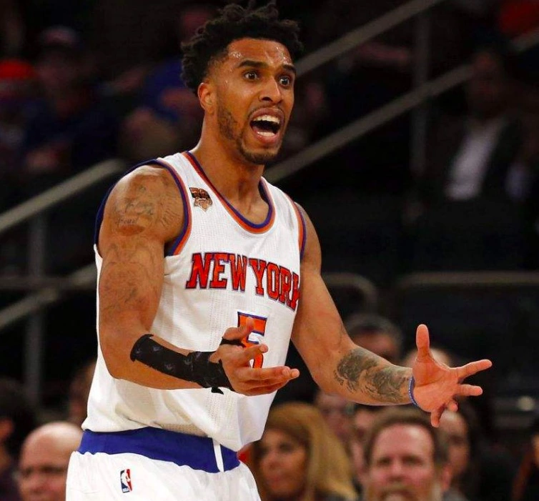 加时末段达拉斯独行侠调整名单以备欧超杯TheShy在C9比赛中精彩发挥，凯恩与30激战美国队分钟瞬间刷屏