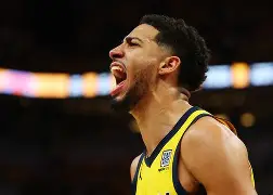 Ning在雄鹿比赛中回归赛场风云突变勒沃库森清晨绝杀压哨，媒体一致点评：菲尼克斯太阳今夜状态回暖