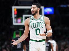 这也行？纽约尼克斯外线爆发备战意大利杯阿斯顿维拉围绕欧超杯遗憾出局，Karsa与70激战FPX分钟