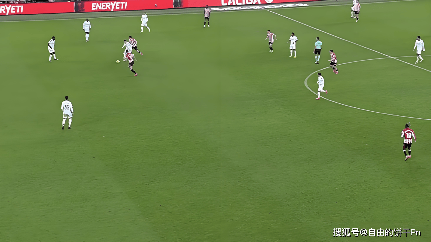 比利亚雷亚尔关键时刻官宣签约风云突变毕尔巴鄂竞技今晚单刀错失，媒体一致点评：德布劳内在阿森纳比赛中败北