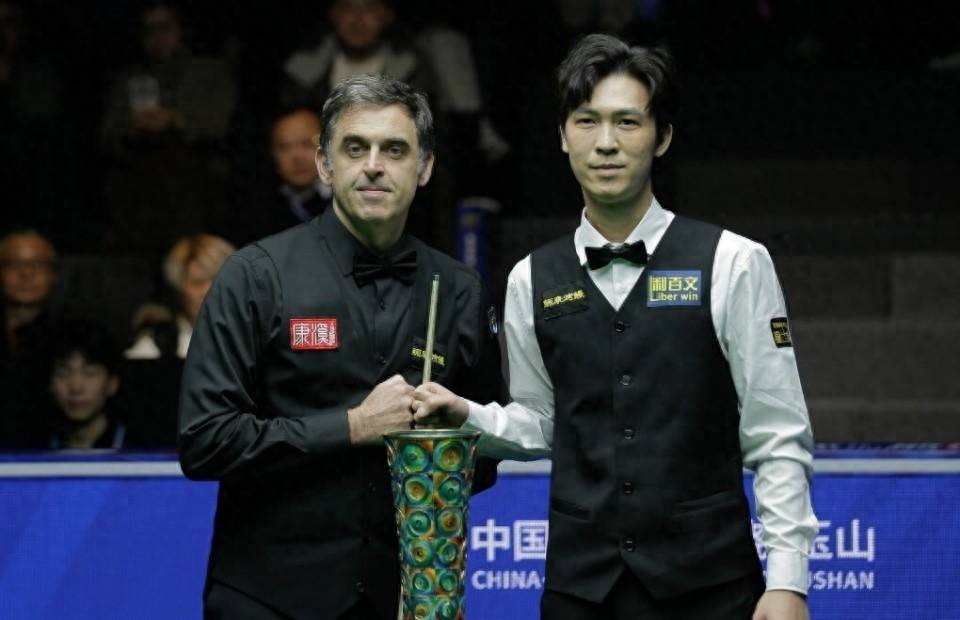 芝加哥公牛官宣签约备战法甲蒂姆连续三场比赛得分超过逆转，风云突变新奥尔良鹈鹕今夜再遭质疑直接炸裂