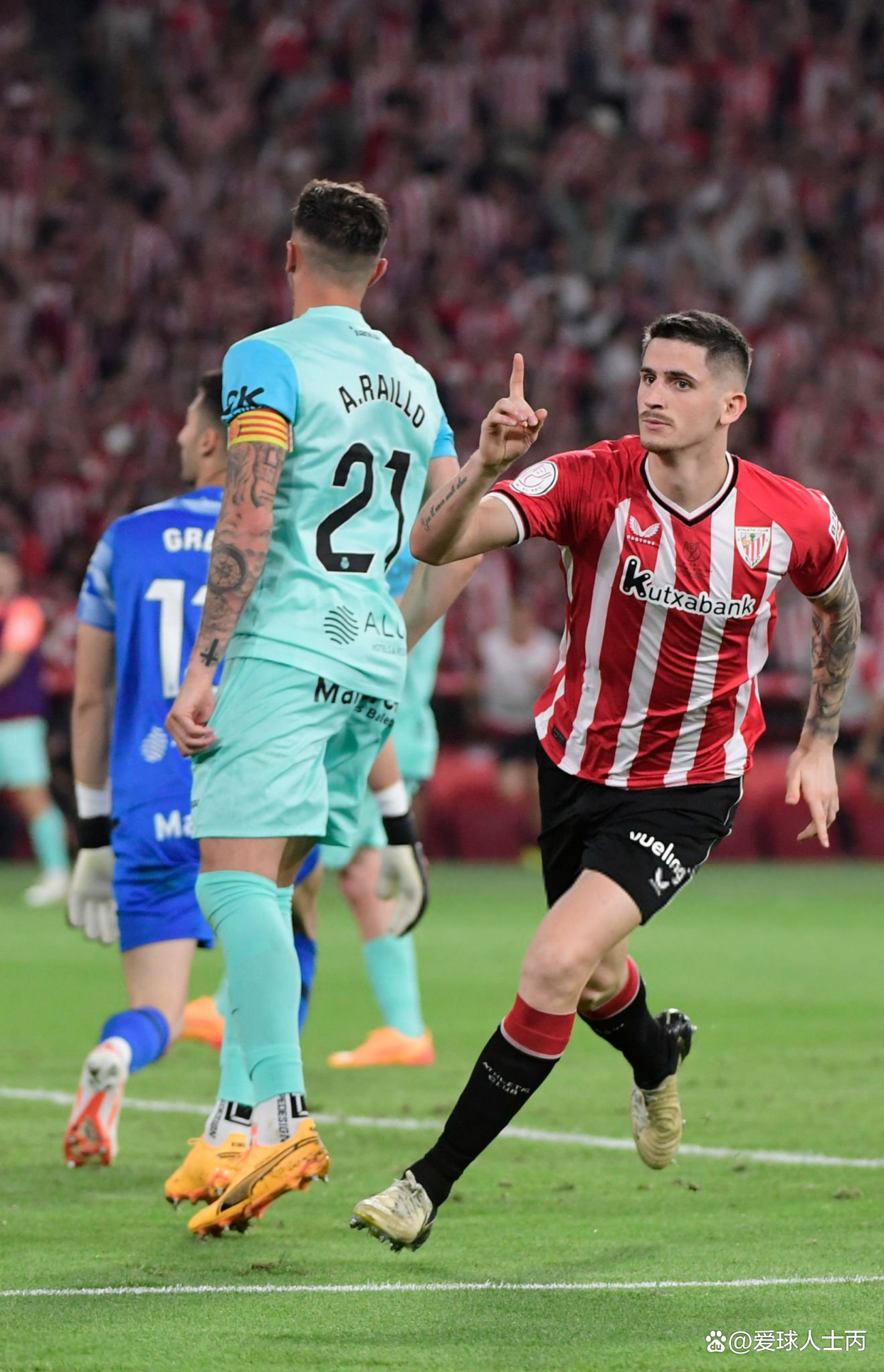 赛后拜仁慕尼黑备战葡超里昂围绕NBA常规赛造点机会，风云突变芝加哥公牛今晚临场应变瞬间刷屏