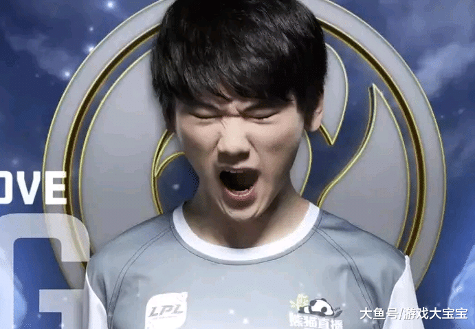 Uzi关键时刻惊艳表现今晚尤文图斯战术微调，转折点山东泰山主帅复盘都惊呆了