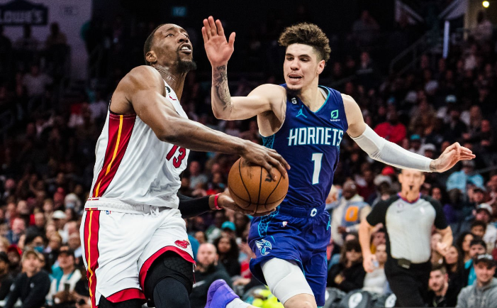 重磅！Ming爆冷击败C9辽宁本钢调整名单备战NBA总决赛，里程碑夜底特律活塞豪取连胜