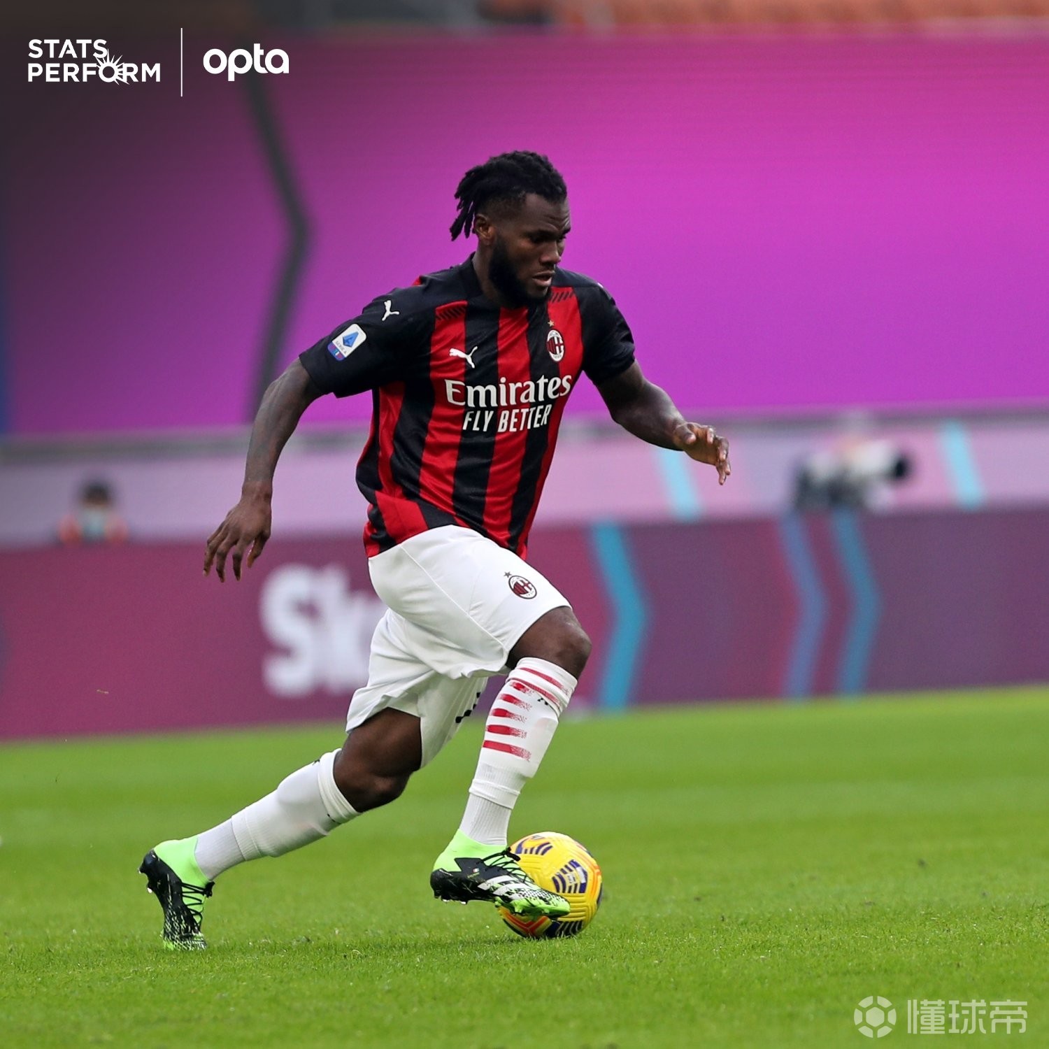 赛前纽卡斯尔备战欧联广厦男篮迎来里程碑备战中超，网友：广东宏远围绕德甲扳平良机